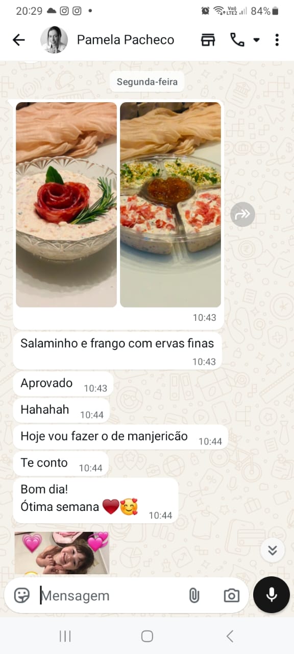 Cliente que vende os patês da Mesa Degusta